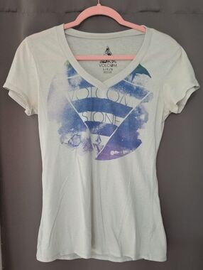 Volcom Women's Light Gray V-Neck Tee with Blue and Purple Graphic